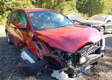 2021 Hyundai Kona Se z USA, uszkodzony, nr VIN KM8K1CAA3MU711281